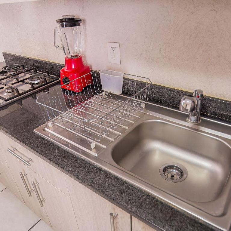 Alojamiento céntrico cerca de H. Civil, CUCS, IMSS - Apartamento - 35