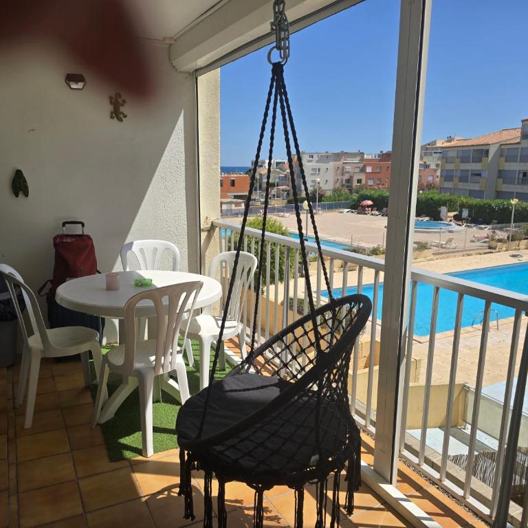 Apartment with pool included - Appartement 2 Chambres - 1