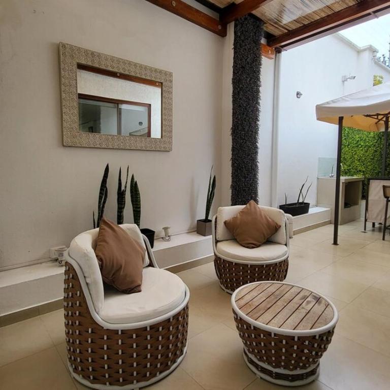 Very comfortable full house excellent connection - Three-Bedroom House - 11