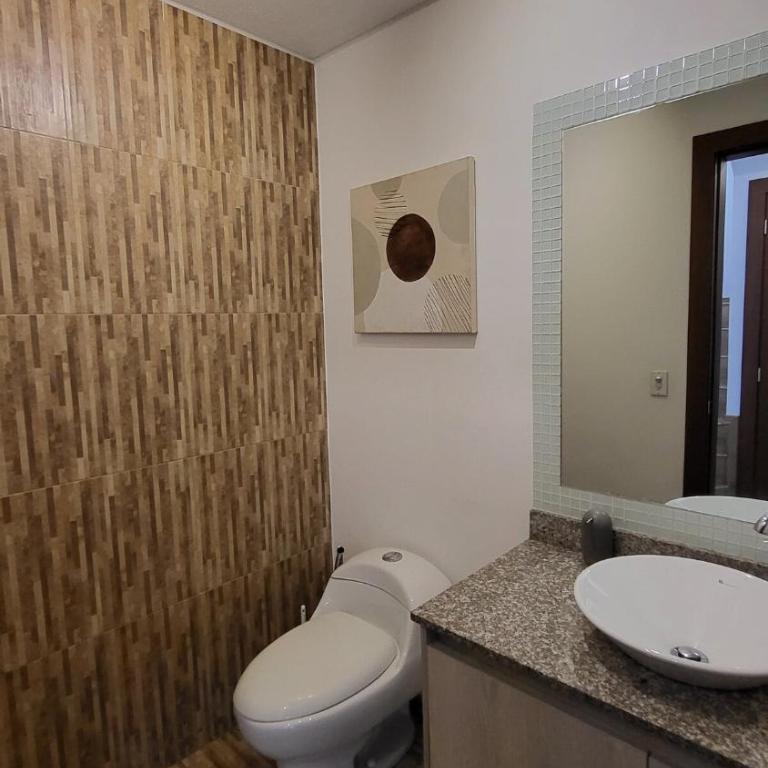 Very comfortable full house excellent connection - Three-Bedroom House - 18