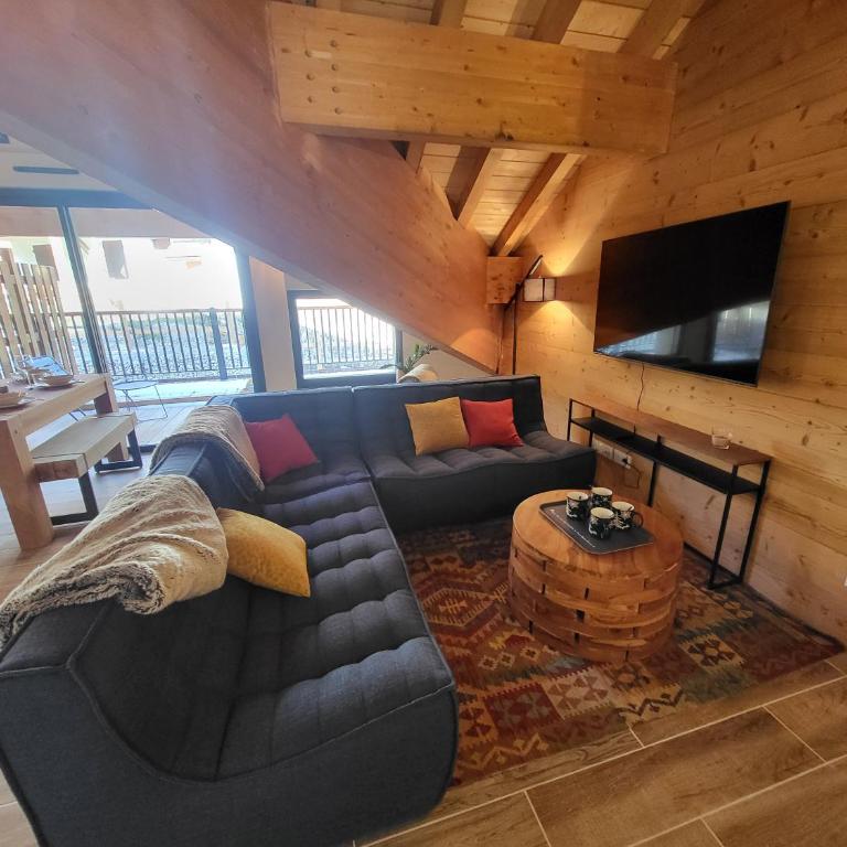 Appartement Chamois de standing avec wifi et garage - Appartamento Deluxe con 2 Camere da Letto e Balcone - 2
