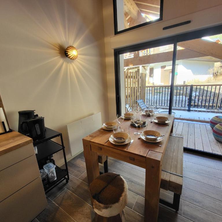 Appartement Chamois de standing avec wifi et garage - Appartamento Deluxe con 2 Camere da Letto e Balcone - 5