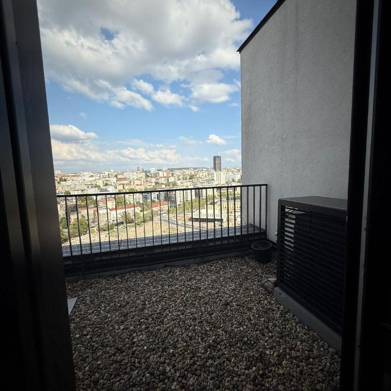 Penthouse with River View BW - Three-Bedroom Apartment with Water View - 46