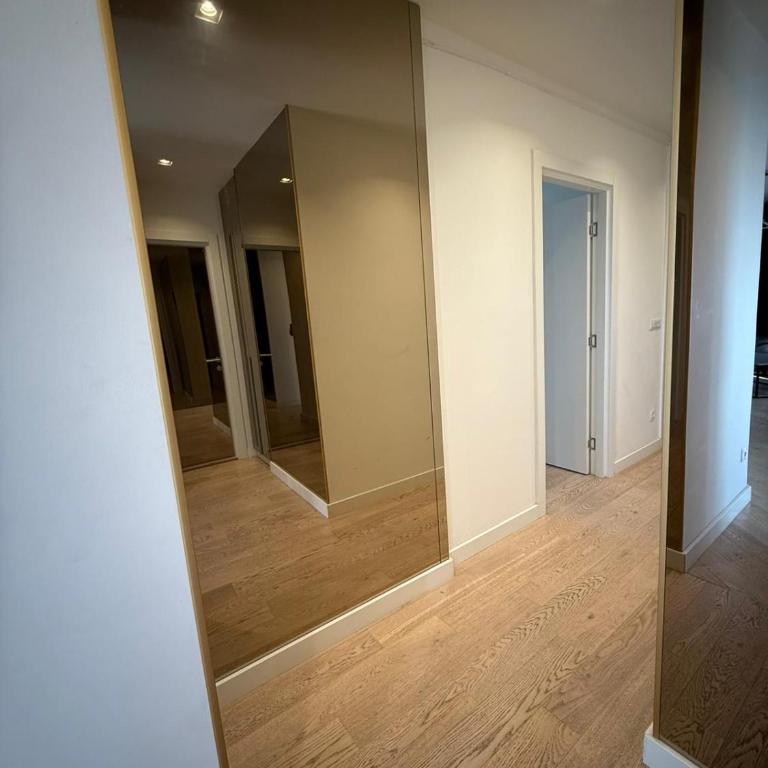 Penthouse with River View BW - Three-Bedroom Apartment with Water View - 26