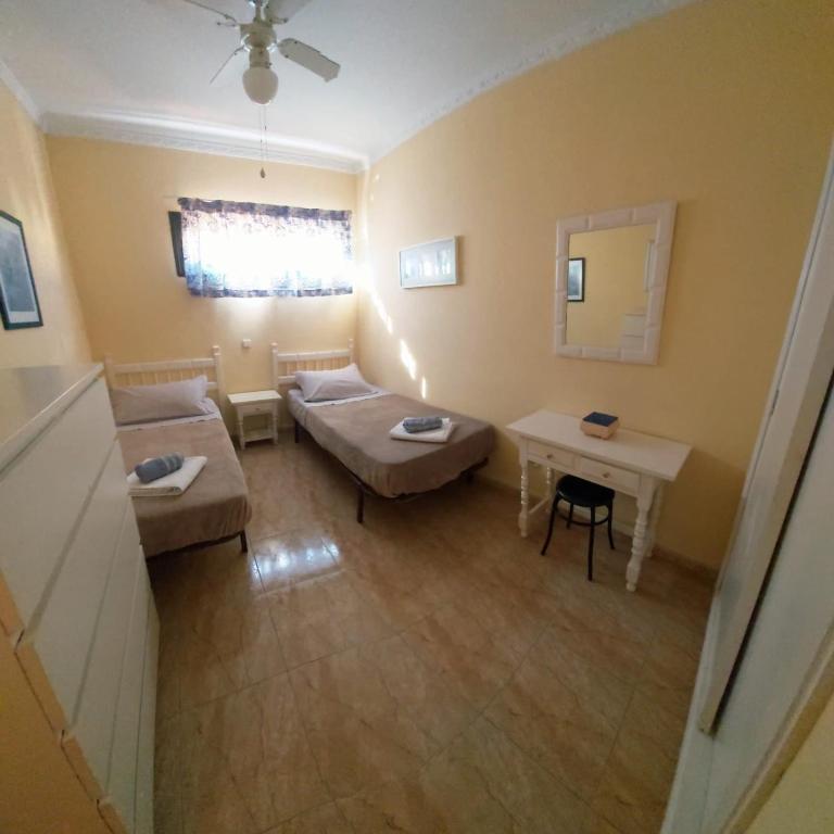 MAREVERDE RESORT TENERIFE, 1 Bedroom with free WiFi - Apartamento de 1 dormitorio - 2