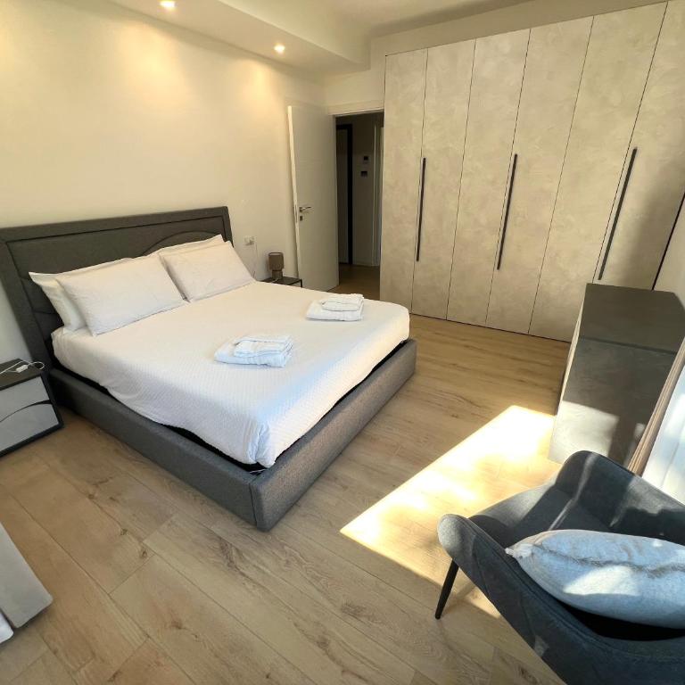 Dreamer House Deluxe - LakeView - Appartamento con 3 Camere da Letto - 16