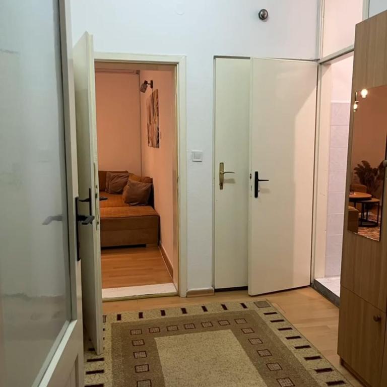 Apartman Nicol - Two-Bedroom Apartment - 8