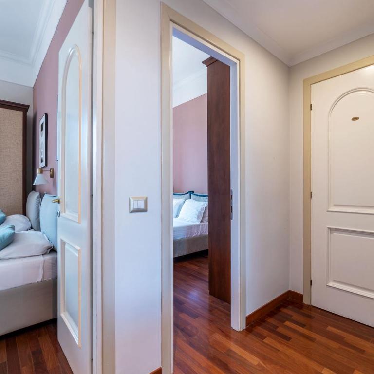 HospitalityRome Domus Colosseo - Appartamento con 2 Camere da Letto - 14