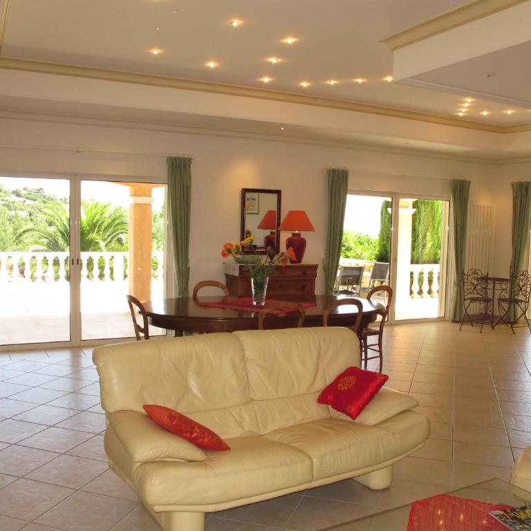 Villa La Pinède Les Issambres Golf de Saint Tropez - Vue mer panoramique de la piscine - Villa - 27