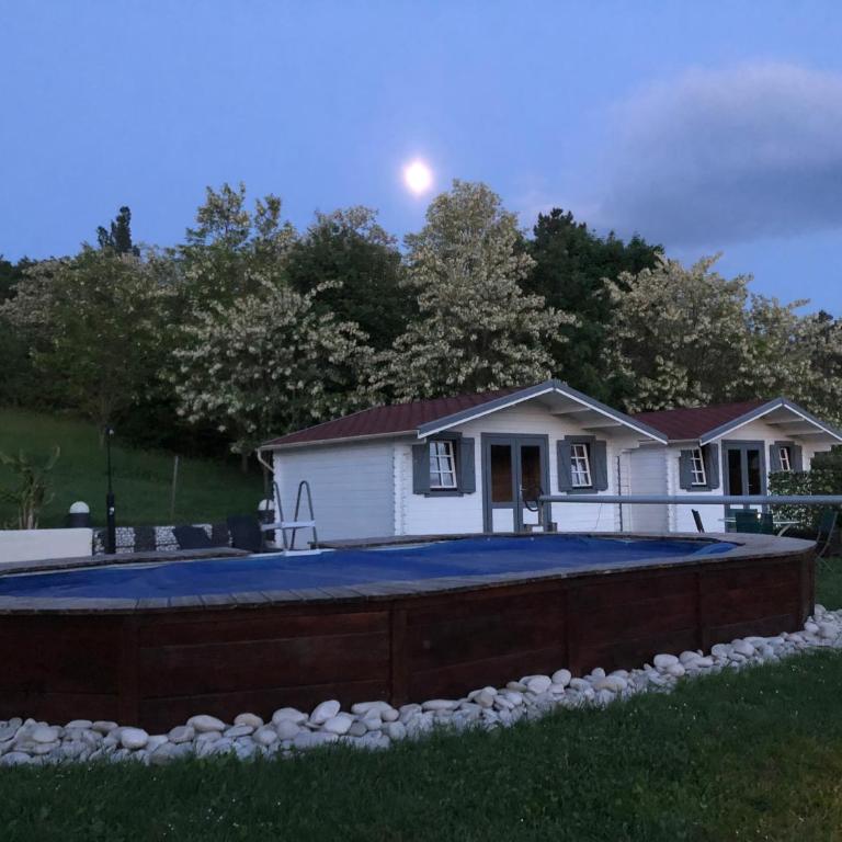 Maison avec ou sans ses petits chalets du Lauzun - Chalet - 27