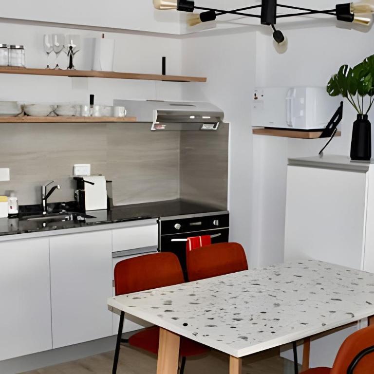 Departamento nuevo a metros de Cementerio de la Recoleta - Apartamento - 52