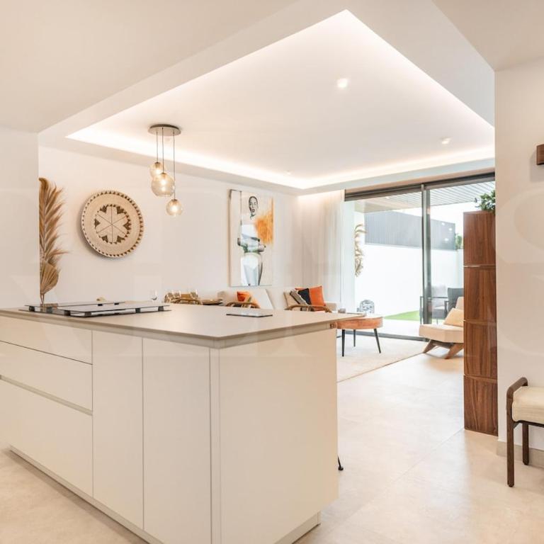 Stylish stay with terrace, pool and parking REMS - Apartamento de 2 dormitorios - 3