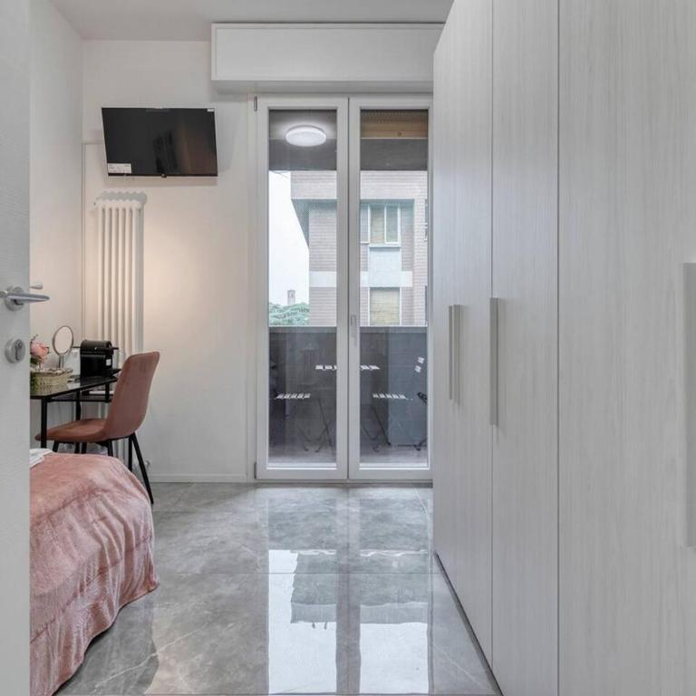 FREE Parking Large Apartment x11 with 4 bathrooms - Apartment - 34