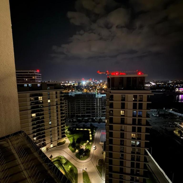 Penthouse with River View BW - Three-Bedroom Apartment with Water View - 7