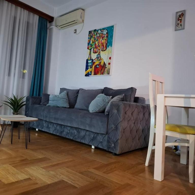 Seaside stay center of Budva - Two-Bedroom Apartment - 6