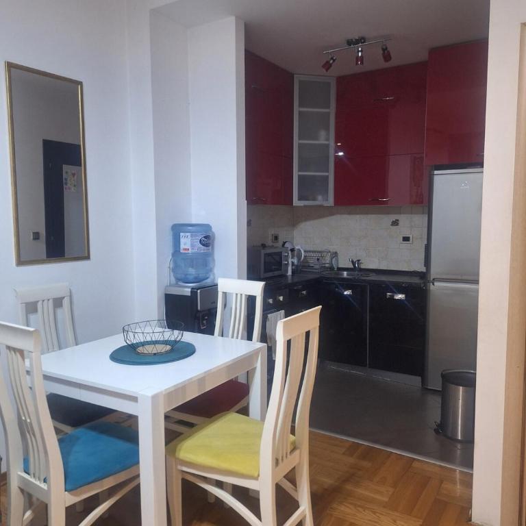 Seaside stay center of Budva - Two-Bedroom Apartment - 10