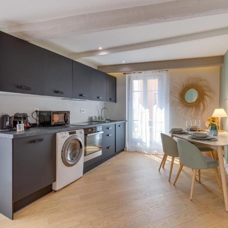 AUTHENTIC VILLEFRANCHE AP4472 By Riviera Holiday Homes - Appartement 1 Chambre - 4