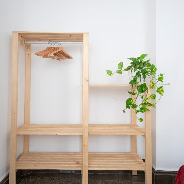 Andalusian Ruby - Light-Filled Apartment by the Cathedral - 2A - Two-Bedroom Apartment - 17