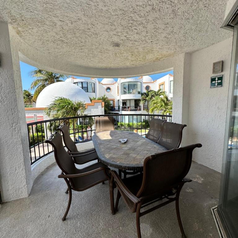 Casa 5 recámaras alado de la playa en zona hotelera - Casa de 5 dormitorios - 9