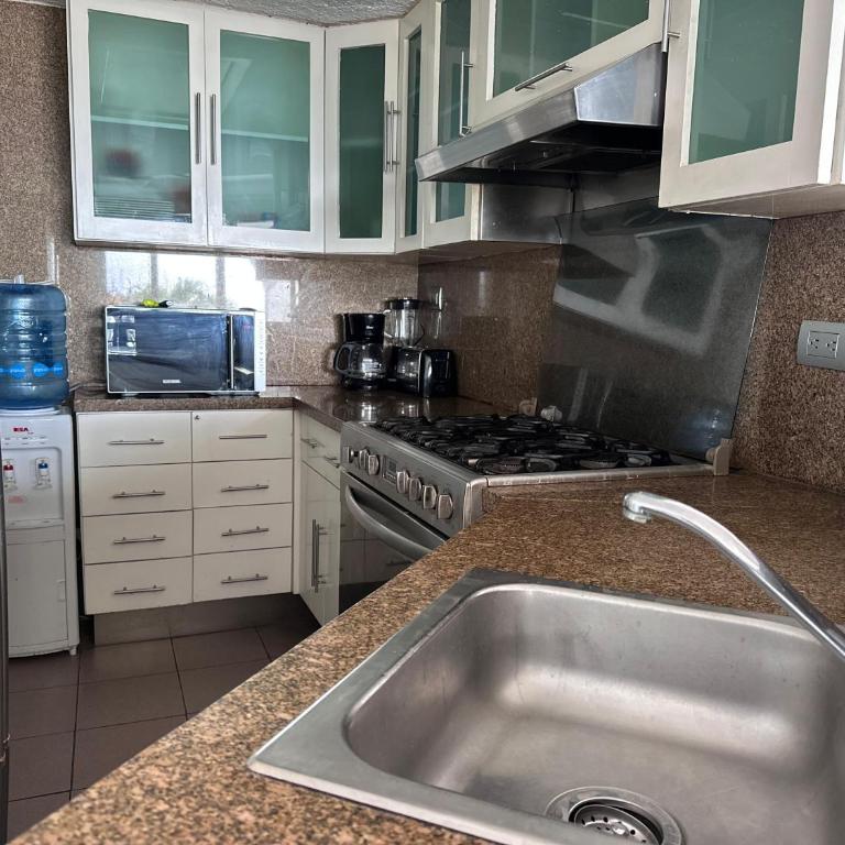 Casa 5 recámaras alado de la playa en zona hotelera - Casa de 5 dormitorios - 10