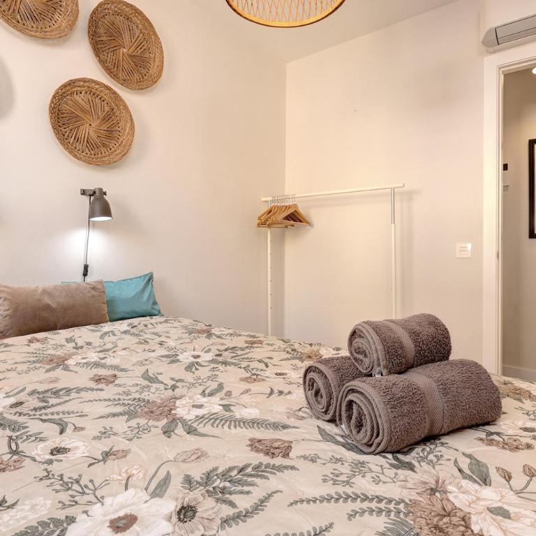 012 New Relaxed 2 Bed Fuengirola City Beach Retreat - Apartamento de 2 dormitorios con balcón - 33
