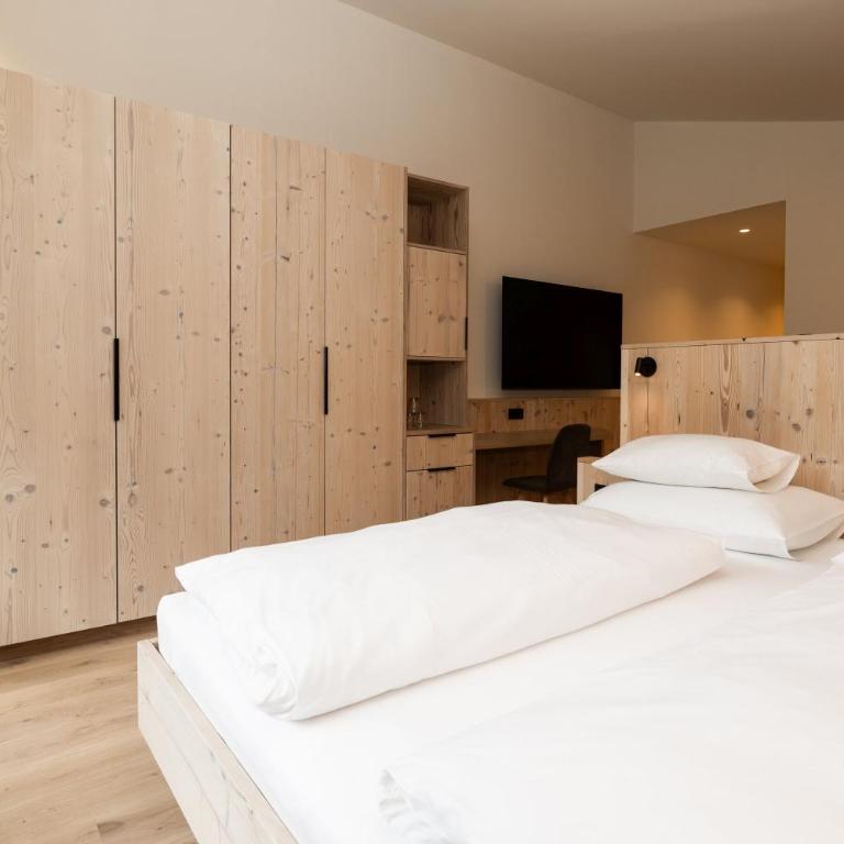 Hotel Kristall - Familienzimmer mit Bergblick - 6