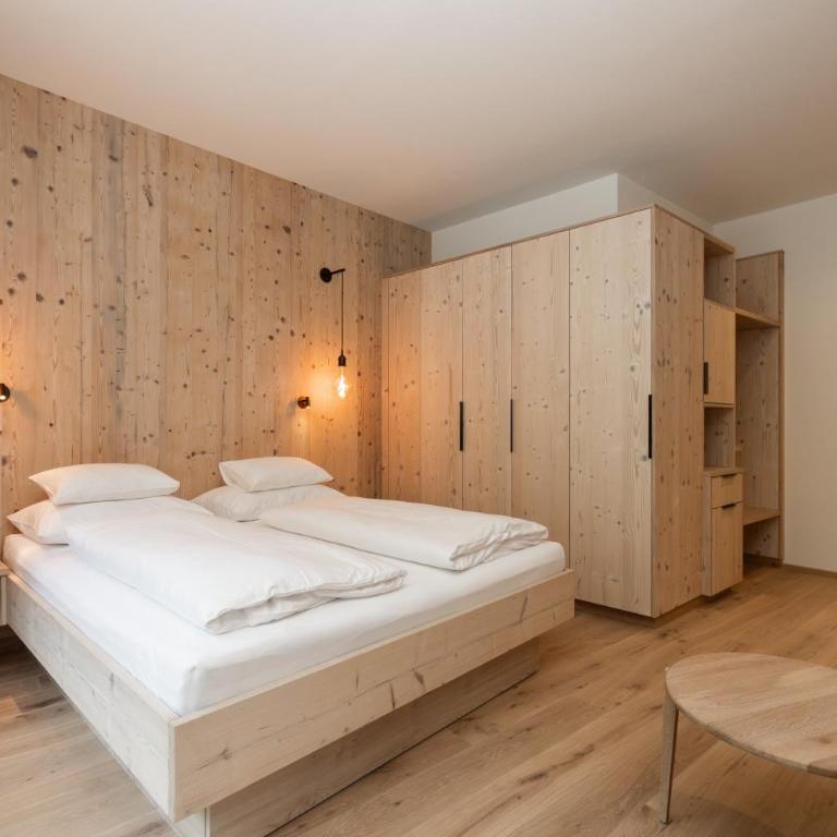 Hotel Kristall - Familiensuite mit Balkon - 1