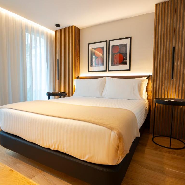 Zenit Borrell - Double Room - 2
