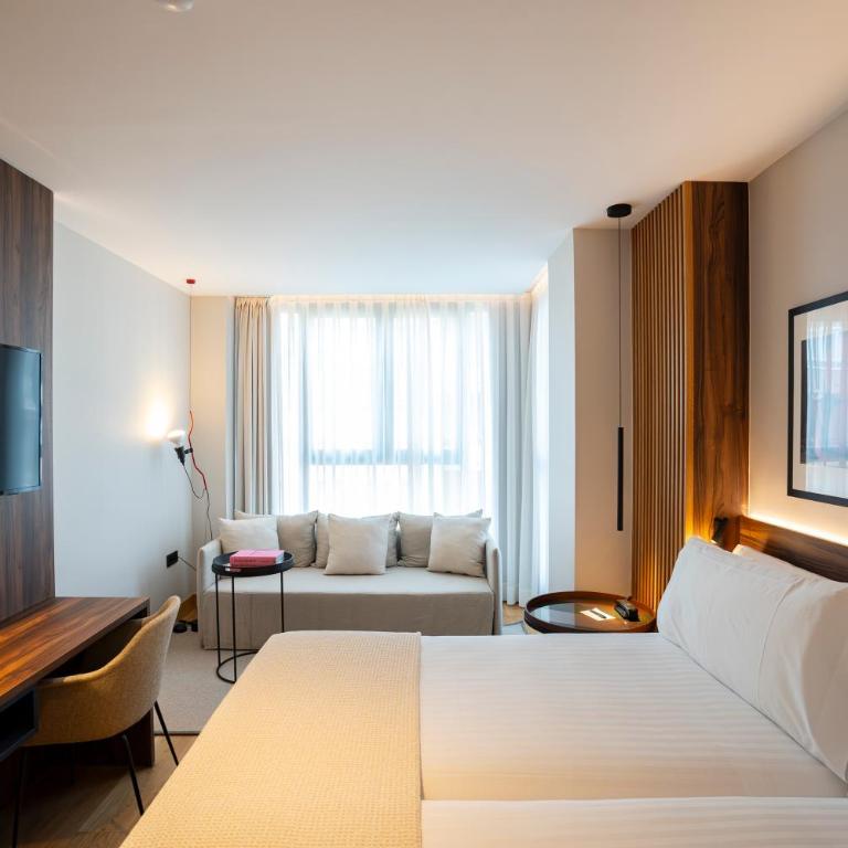 Zenit Borrell - Superior Double Room - 3