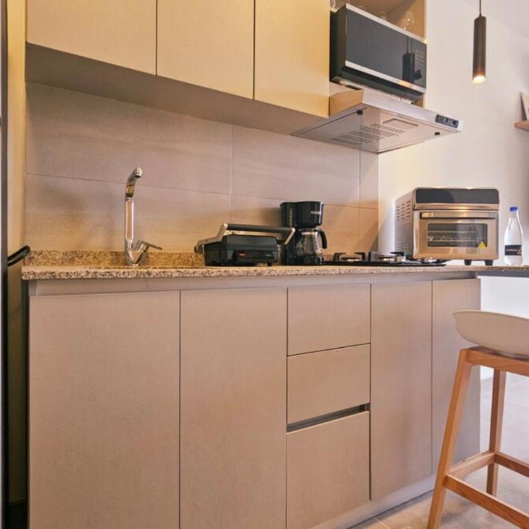 1BD Luxe Shore & Balcony Sunrise Next to the Beach - One-Bedroom Apartment - 8