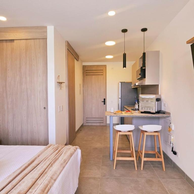 1BD Luxe Shore & Balcony Sunrise Next to the Beach - One-Bedroom Apartment - 13