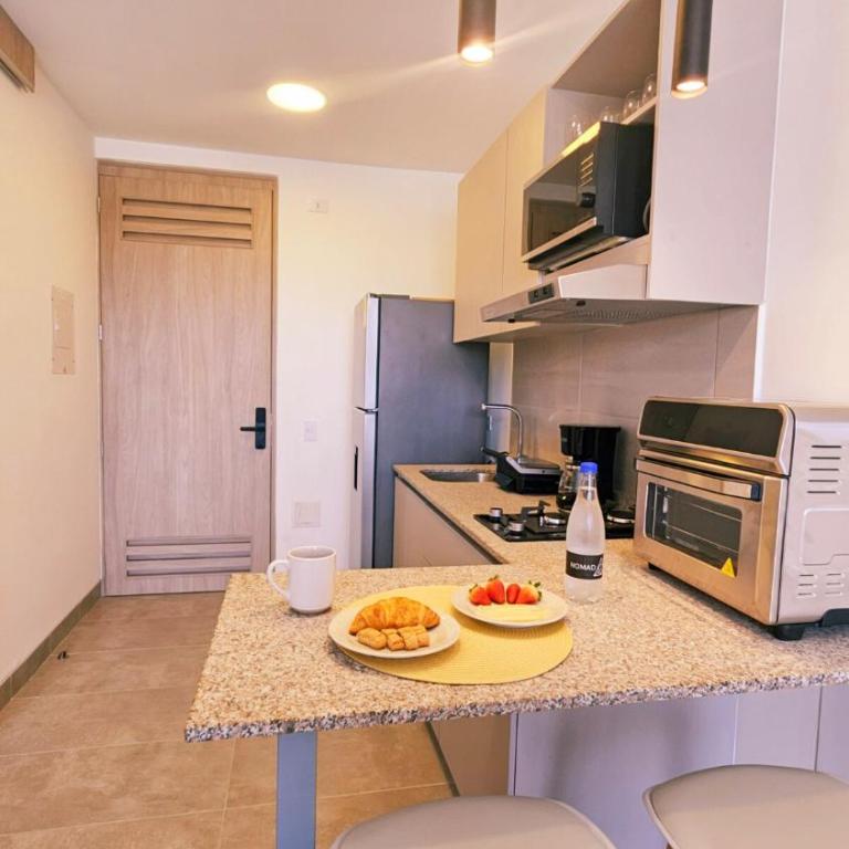 1BD Luxe Shore & Balcony Sunrise Next to the Beach - One-Bedroom Apartment - 20
