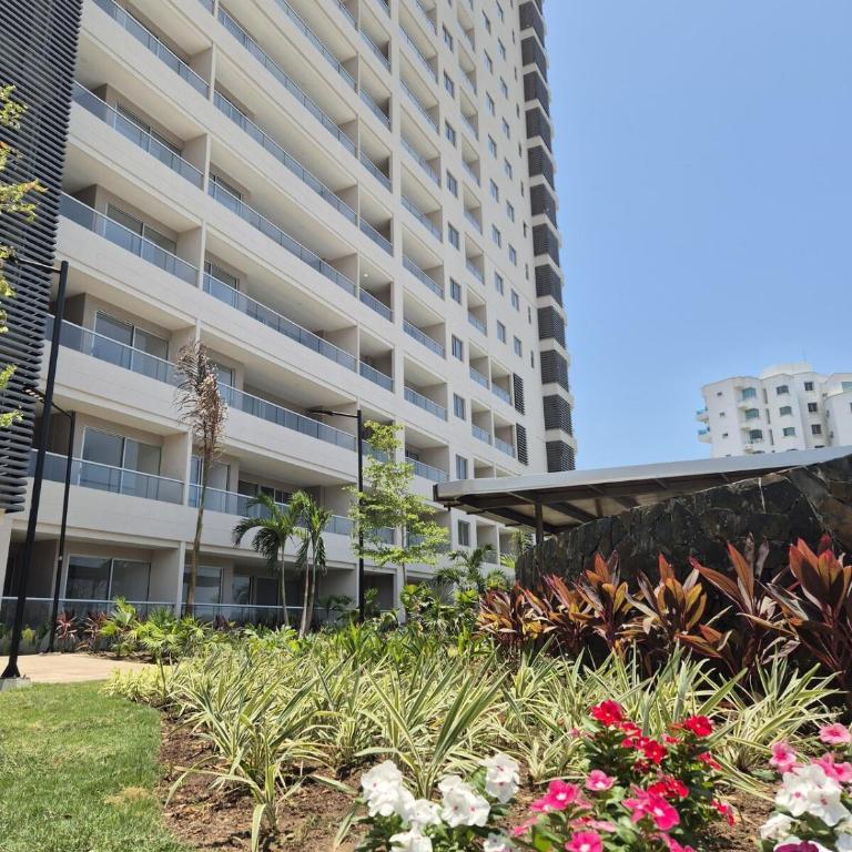 1BD Luxe Shore & Balcony Sunrise Next to the Beach - One-Bedroom Apartment - 21
