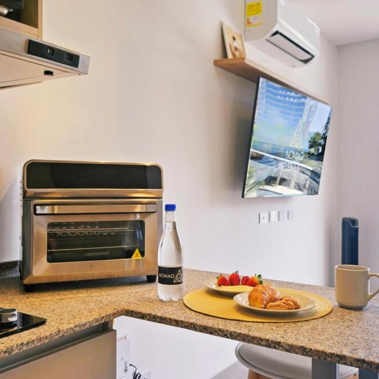 1BD Luxe Shore & Balcony Sunrise Next to the Beach - One-Bedroom Apartment - 47