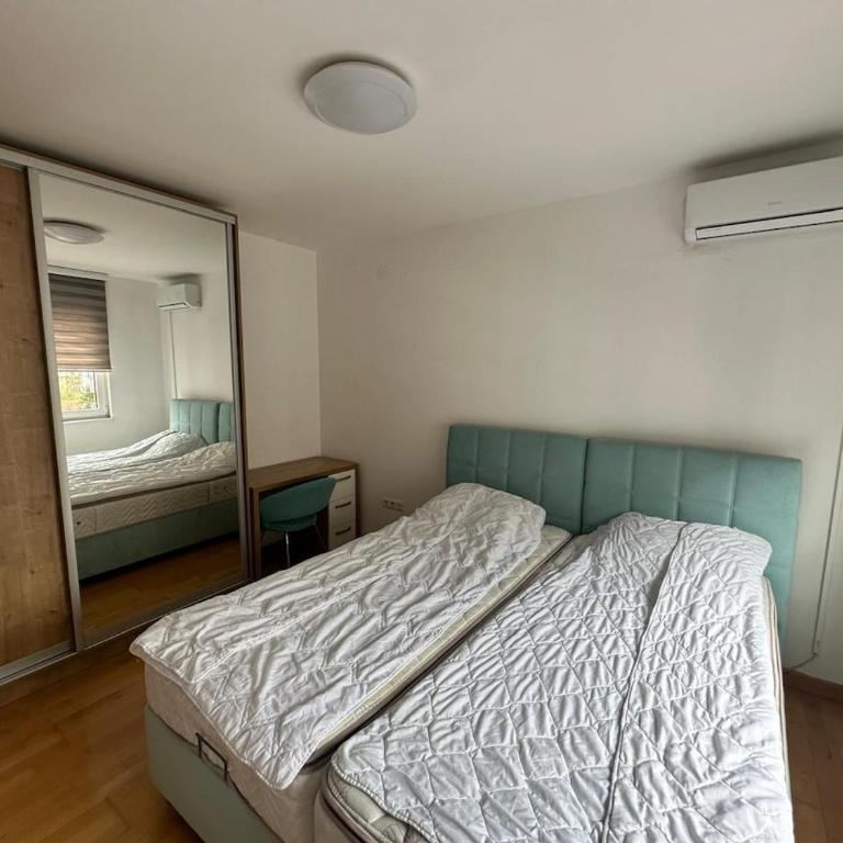Modern apartment with Wi fi and balcony - One-Bedroom Apartment - 10