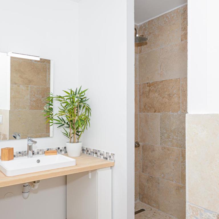 Résidence Le Jardin d'Eugénie - Penthouse-Apartment - 10