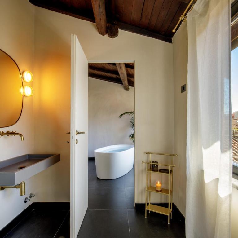 Daplace - Palazzo Serpe Suites near Colosseum - Standard Suite - 6
