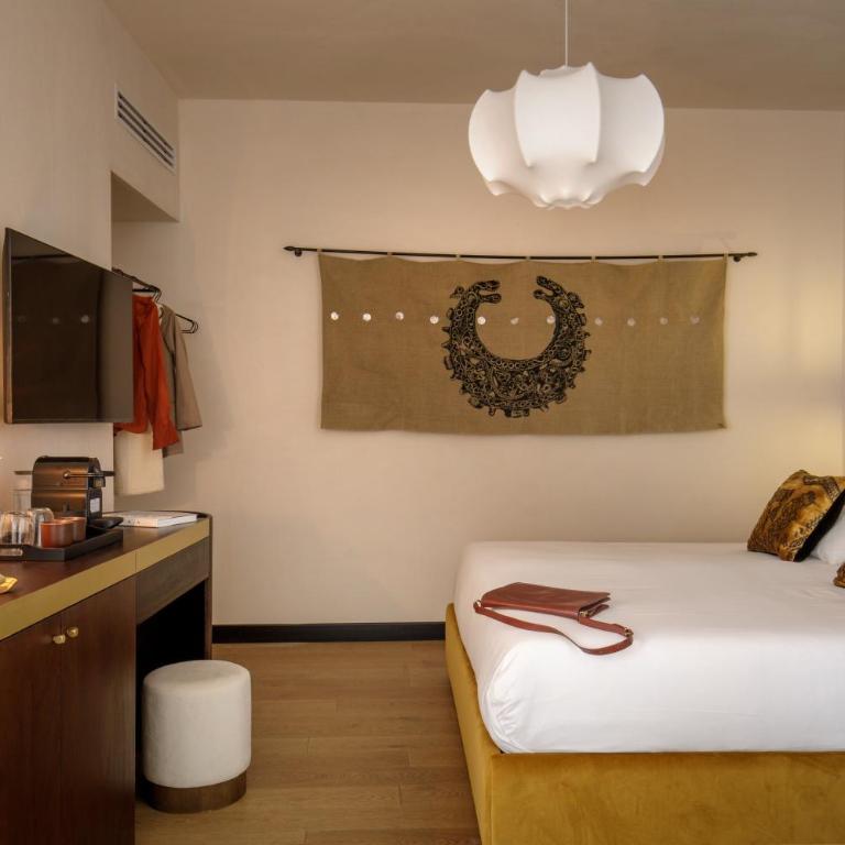 Daplace - Palazzo Serpe Suites near Colosseum - Standard Suite - 14