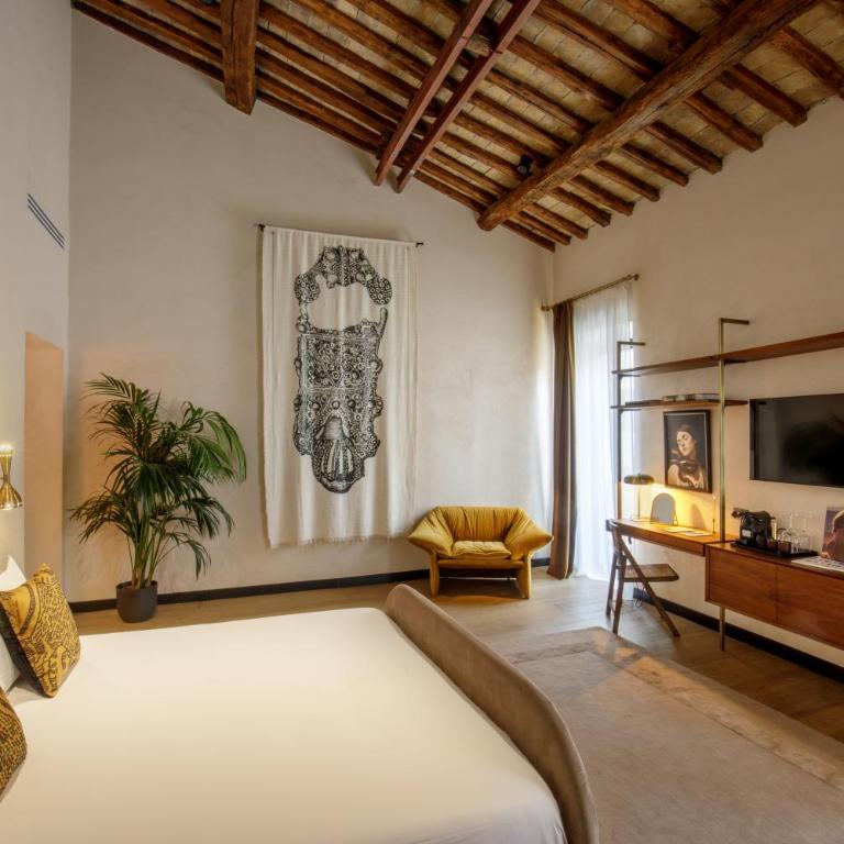 Daplace - Palazzo Serpe Suites near Colosseum - Deluxe Suite - 2