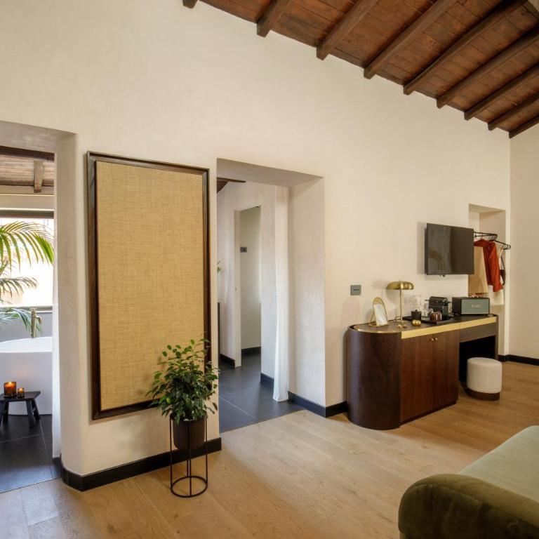 Daplace - Palazzo Serpe Suites near Colosseum - Standard Suite - 3
