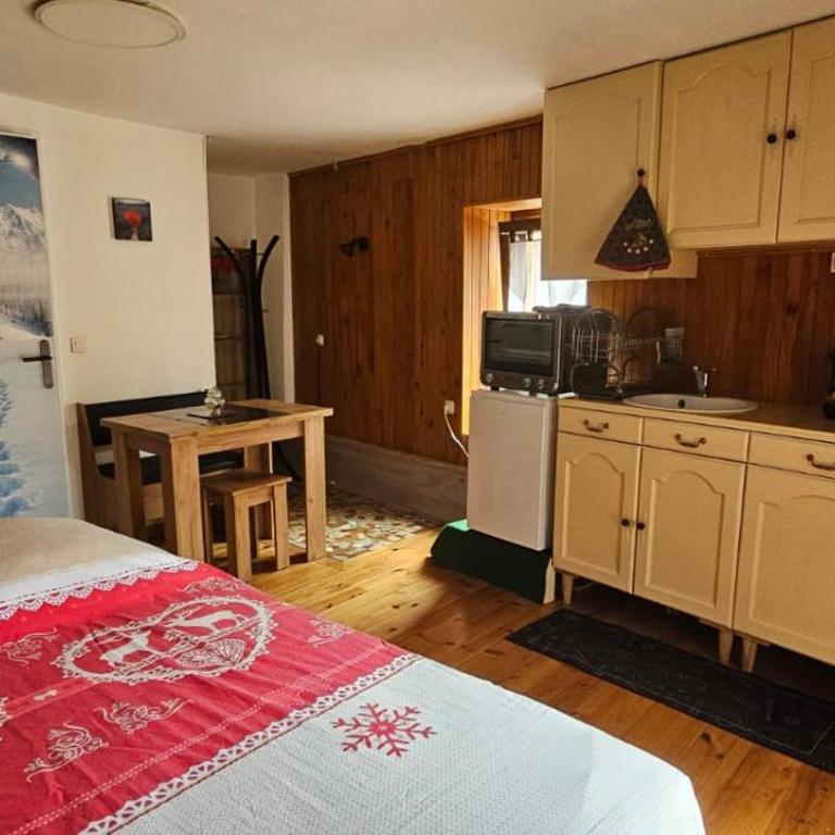 Le coquelicot -Draps inclus - Appartement 1 Chambre - 9