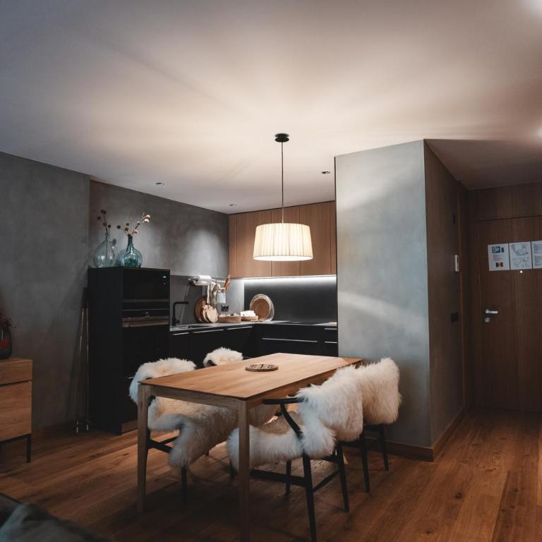 WOODEN ALPINE RETREAT SKI in-out by SELECT RENTALS ANDORRA - Apartment mit Terrasse - 2