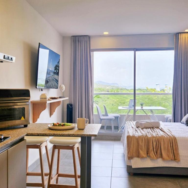 1BD Luxe Shore & Balcony Sunrise Next to the Beach - Apartamento de 1 dormitorio - 35