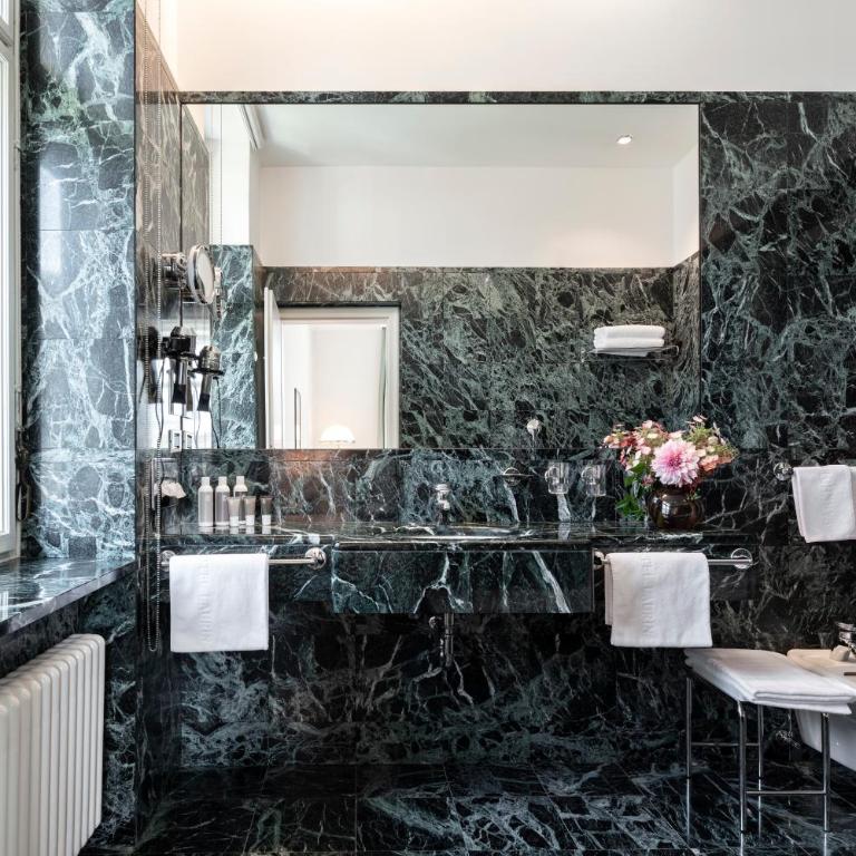 Parkhotel Laurin - Junior Suite - 9
