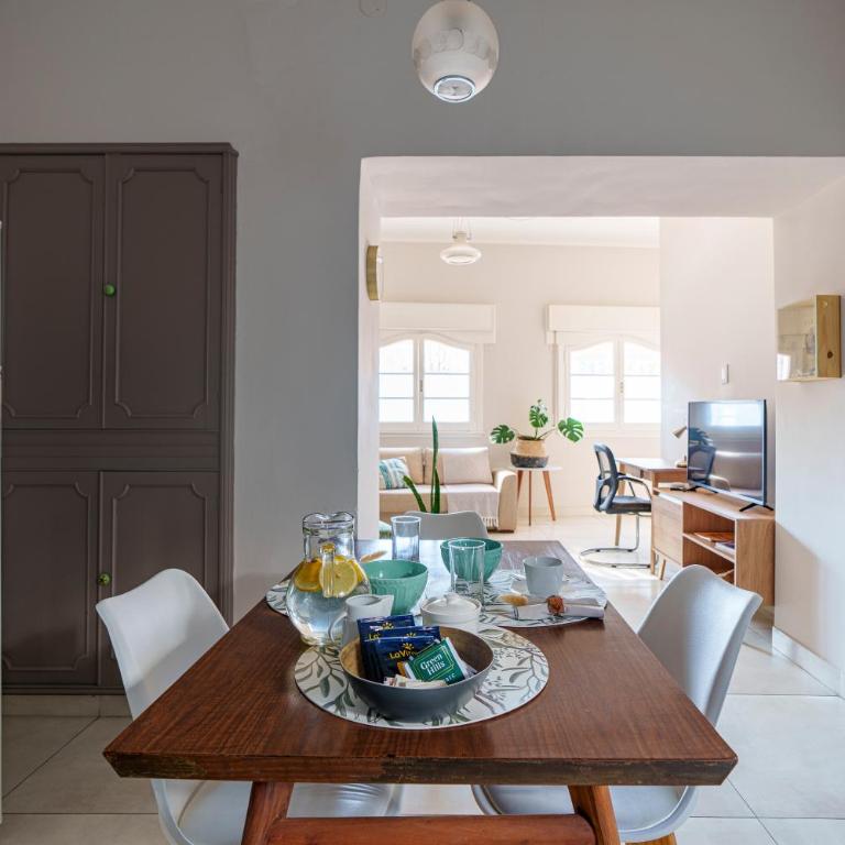 Céntrico, Espacioso y Muy Bien Equipado: "Tu Hogar Temporal en la Ciudad de Mendoza" - Apartamento de 1 dormitorio - 9