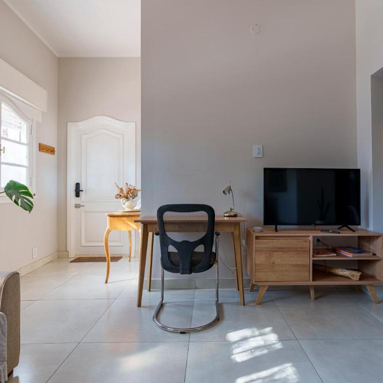 Céntrico, Espacioso y Muy Bien Equipado: "Tu Hogar Temporal en la Ciudad de Mendoza" - Apartamento de 1 dormitorio - 17