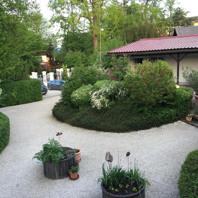 Appartements im Park - Apartment mit Gartenblick - 12
