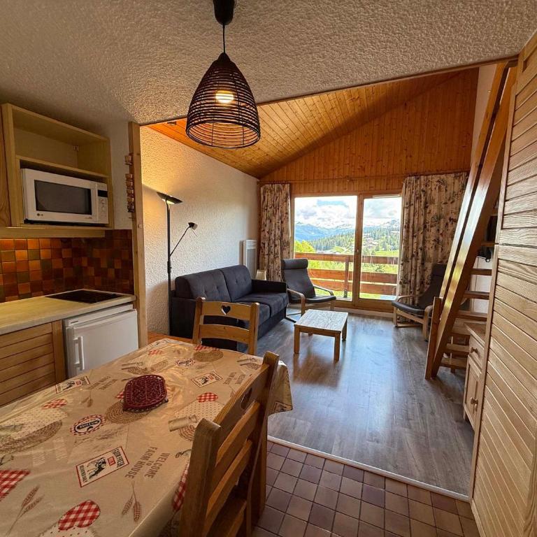 Les Saisies - Spacieux T2 + 2 sous pentes, 6 pers, vue imprenable - Appartamento con 1 Camera da Letto - 9