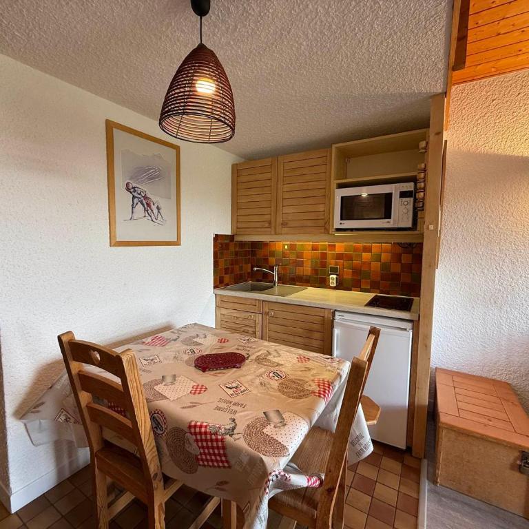 Les Saisies - Spacieux T2 + 2 sous pentes, 6 pers, vue imprenable - Appartamento con 1 Camera da Letto - 10