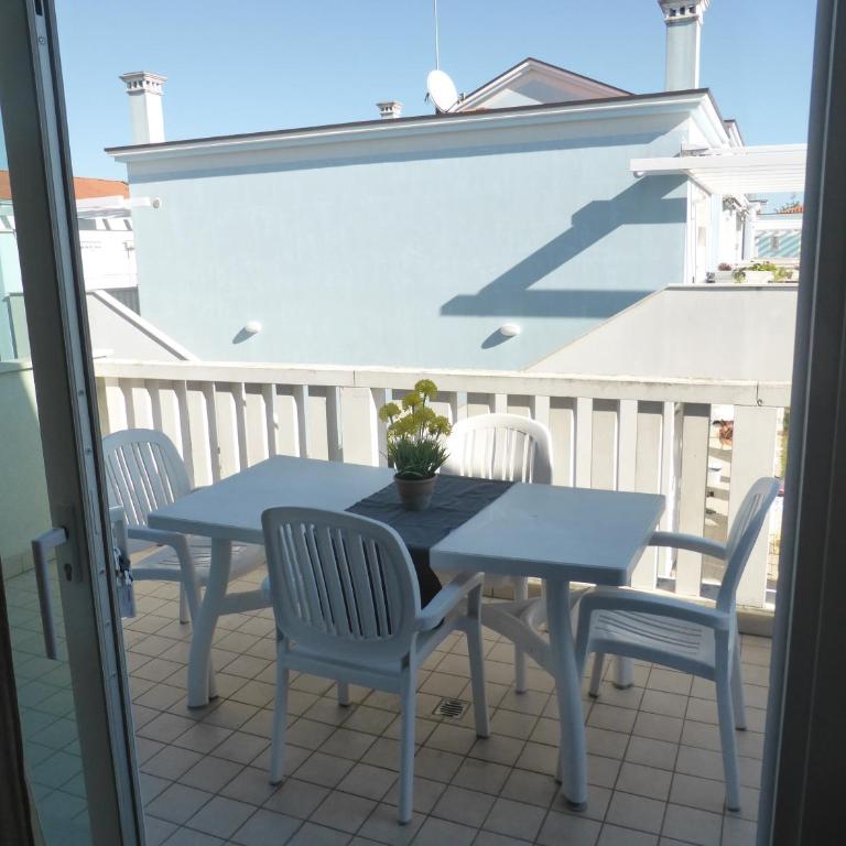 Residence Antenore Vista Piscina - Appartamento con 2 Camere da Letto - 10